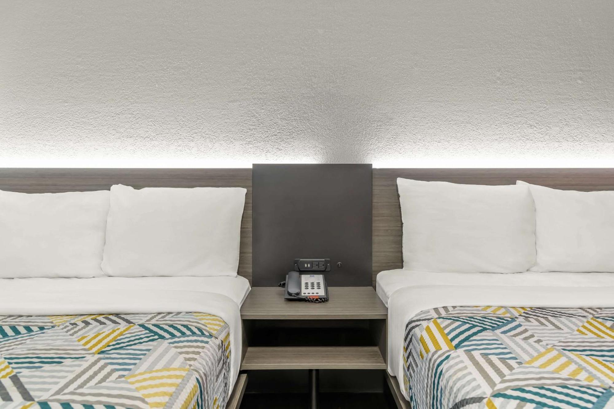 Home 6 Motel โทพิกา ภายนอก รูปภาพ